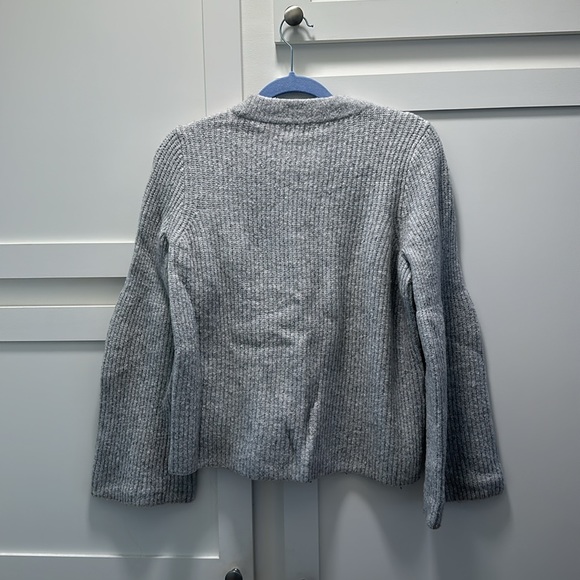 Madewell bell sleeve sweater - Picture 2 of 4